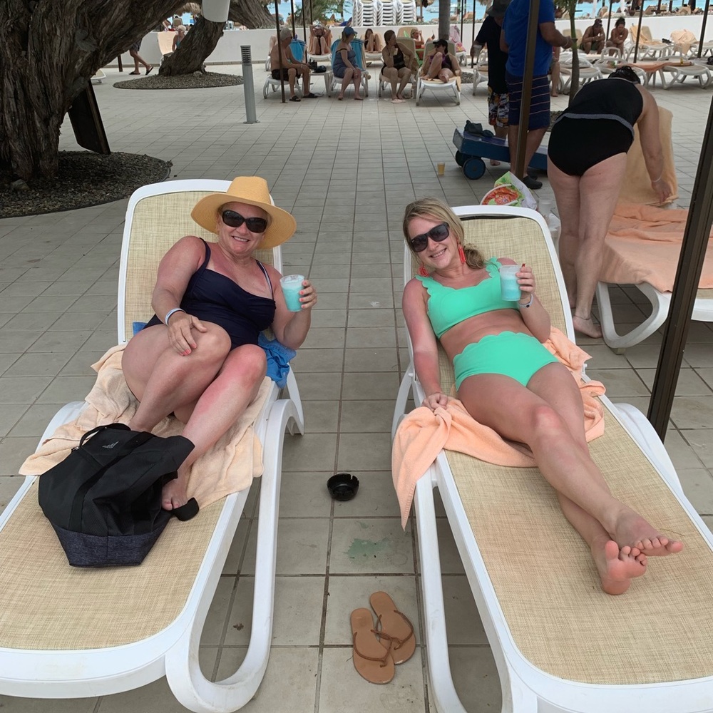 Meet your Posher, Emily